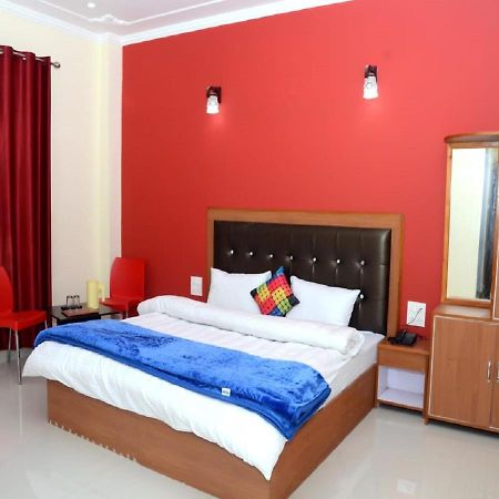 Stayapart - Hotel Bagsu Sarovar Dharamshala Ngoại thất bức ảnh