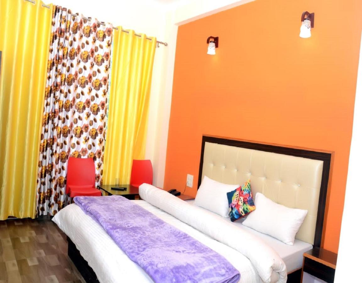 Stayapart - Hotel Bagsu Sarovar Dharamshala Ngoại thất bức ảnh