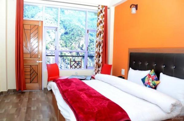 Stayapart - Hotel Bagsu Sarovar Dharamshala Ngoại thất bức ảnh